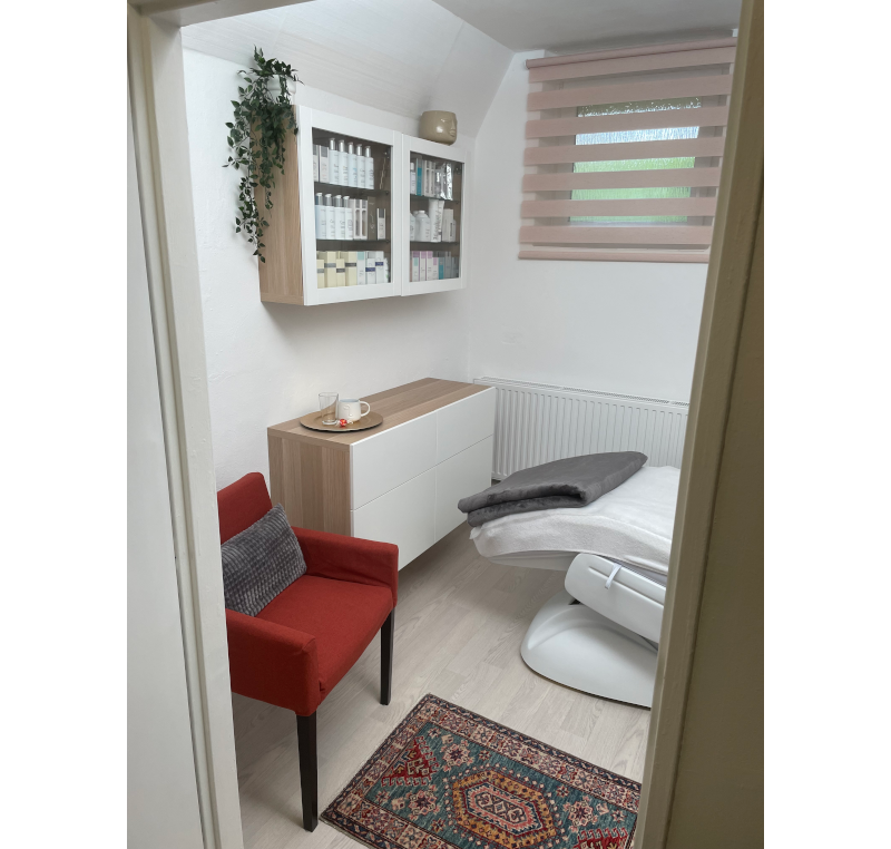 Kosmetika - Banner Image 02